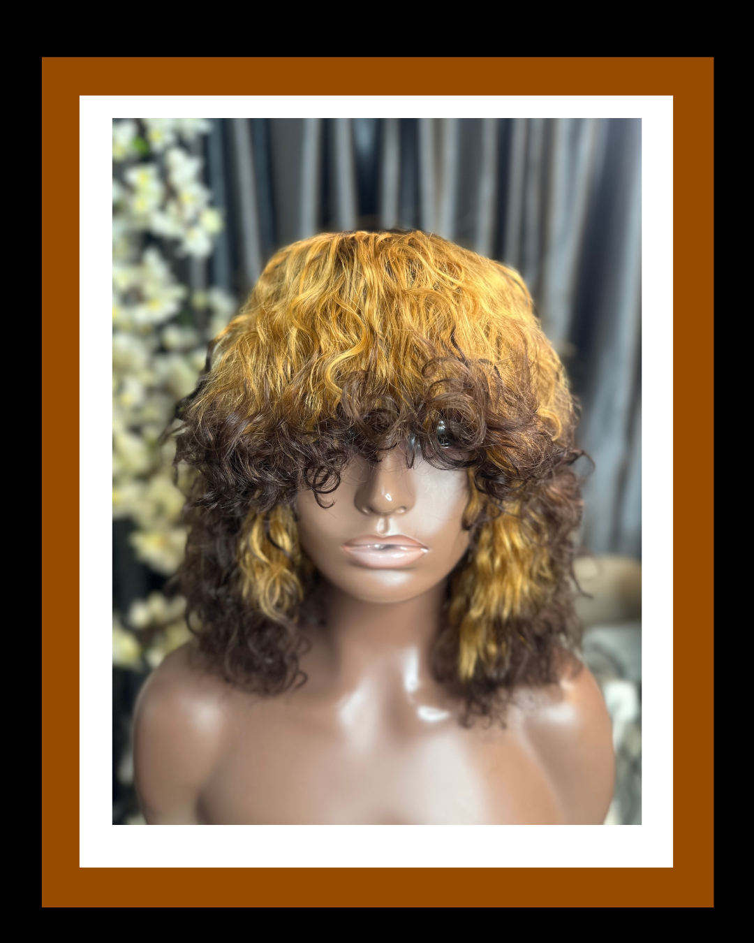 LARA LUXURY CURL SDD BANG WIG T4/30/4